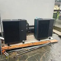 Pompe di calore monoblocco Panasonic su terrazzo